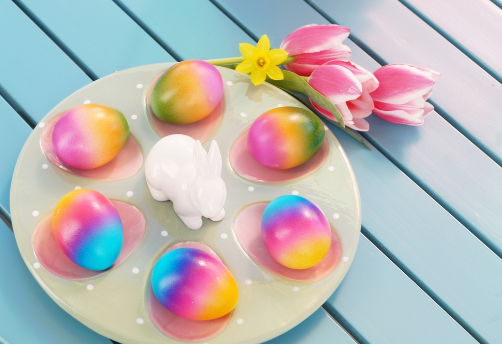 Как покрасить яйца на Пасху: пять необычных способов