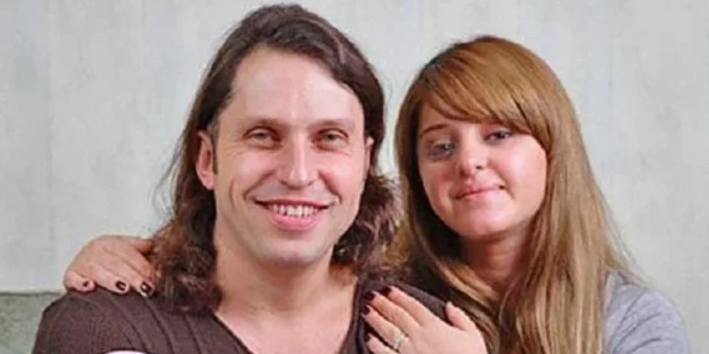 «Пошлятина»: Александра Ревву и его жену раскритиковали за фото в трусах