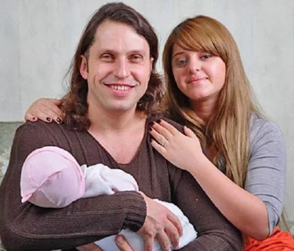 артур пирожков фото с женой и детьми