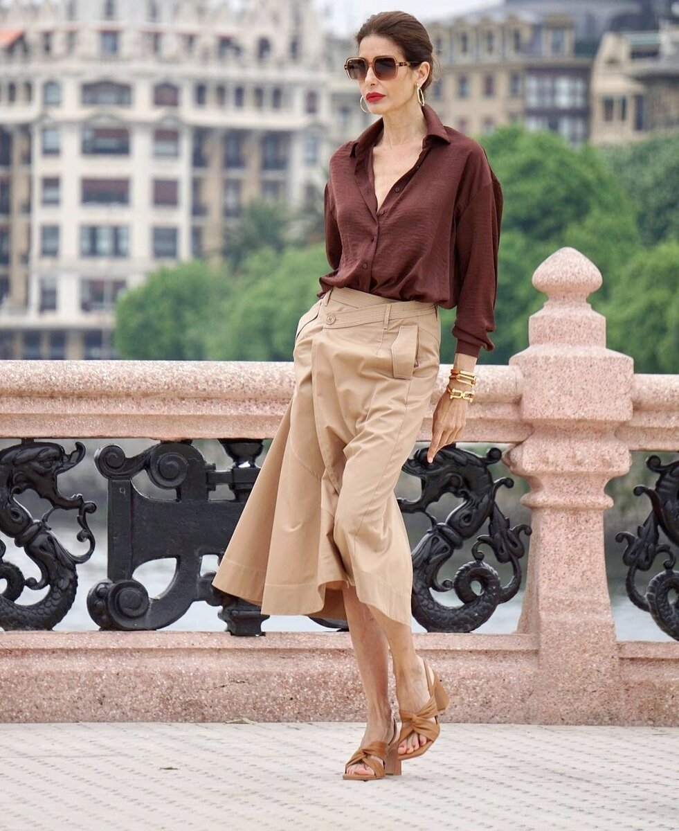 Быть стильной в 50+ проще, чем кажется: шикарные летние образы от элегантной модницы Пилар Де Арсе