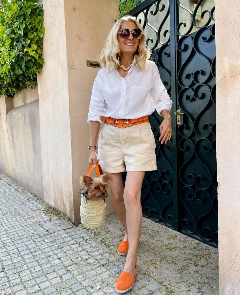 Лето в городе: крутые идеи нарядов для женщин 50+ от испанской модницы Изабель Маркус